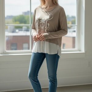 KENSIE Blouse- size M